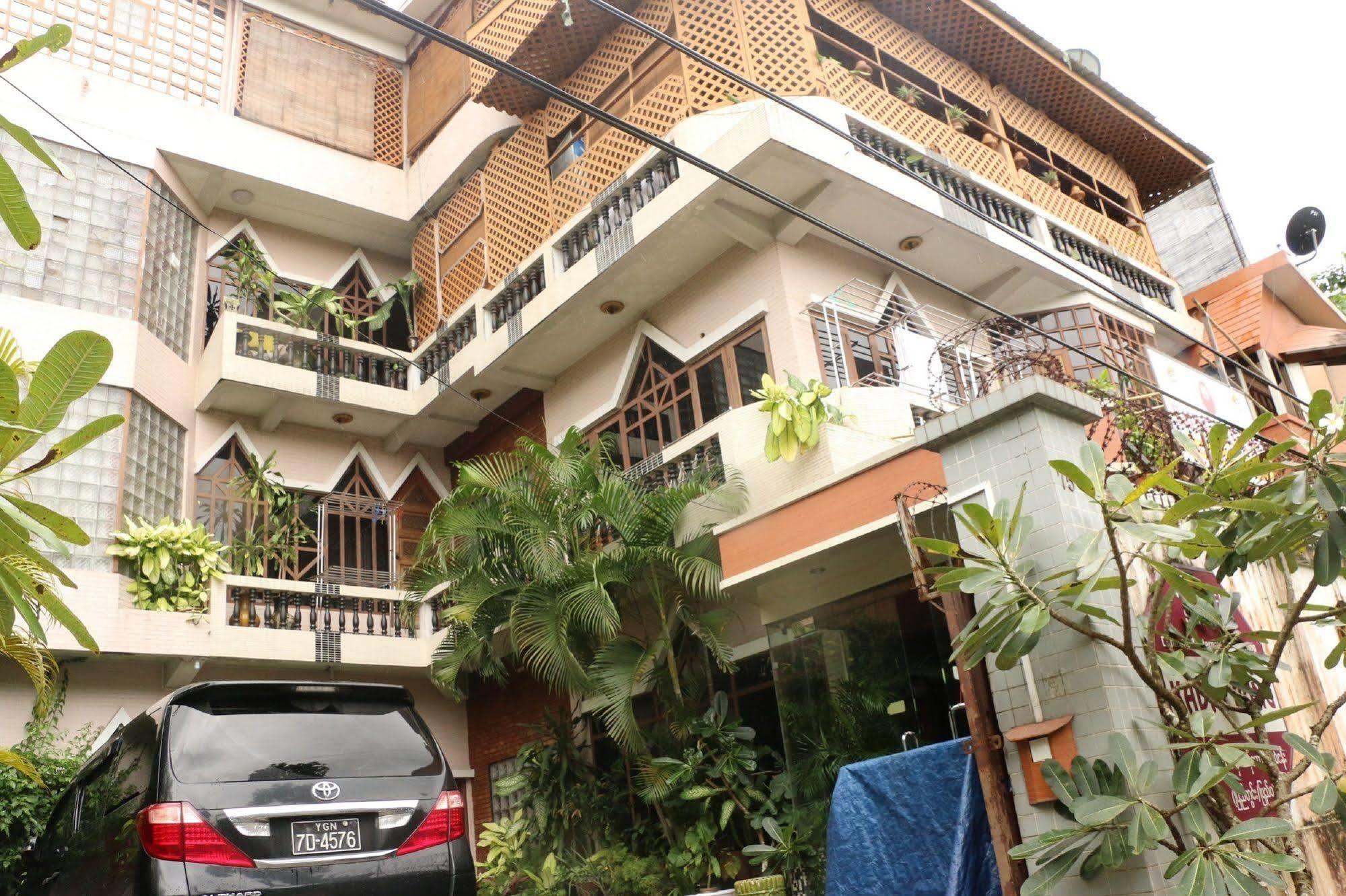 Kaung Lay Inn Rangoon Buitenkant foto