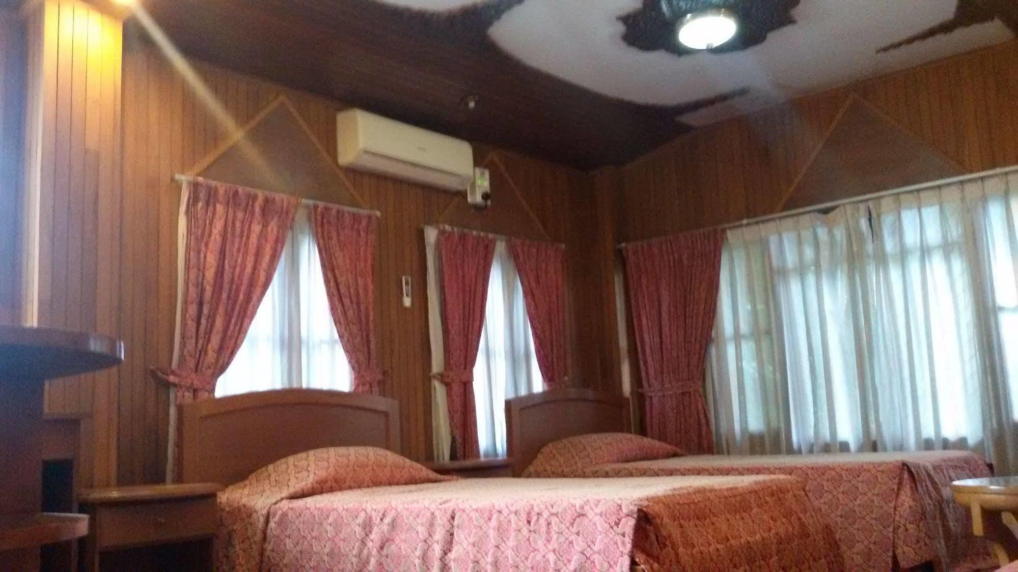 Kaung Lay Inn Rangoon Buitenkant foto