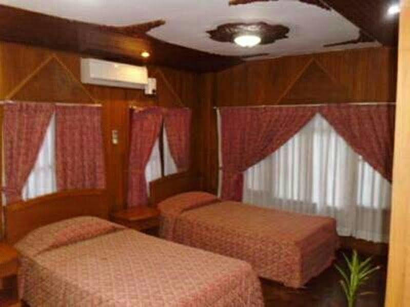 Kaung Lay Inn Rangoon Buitenkant foto