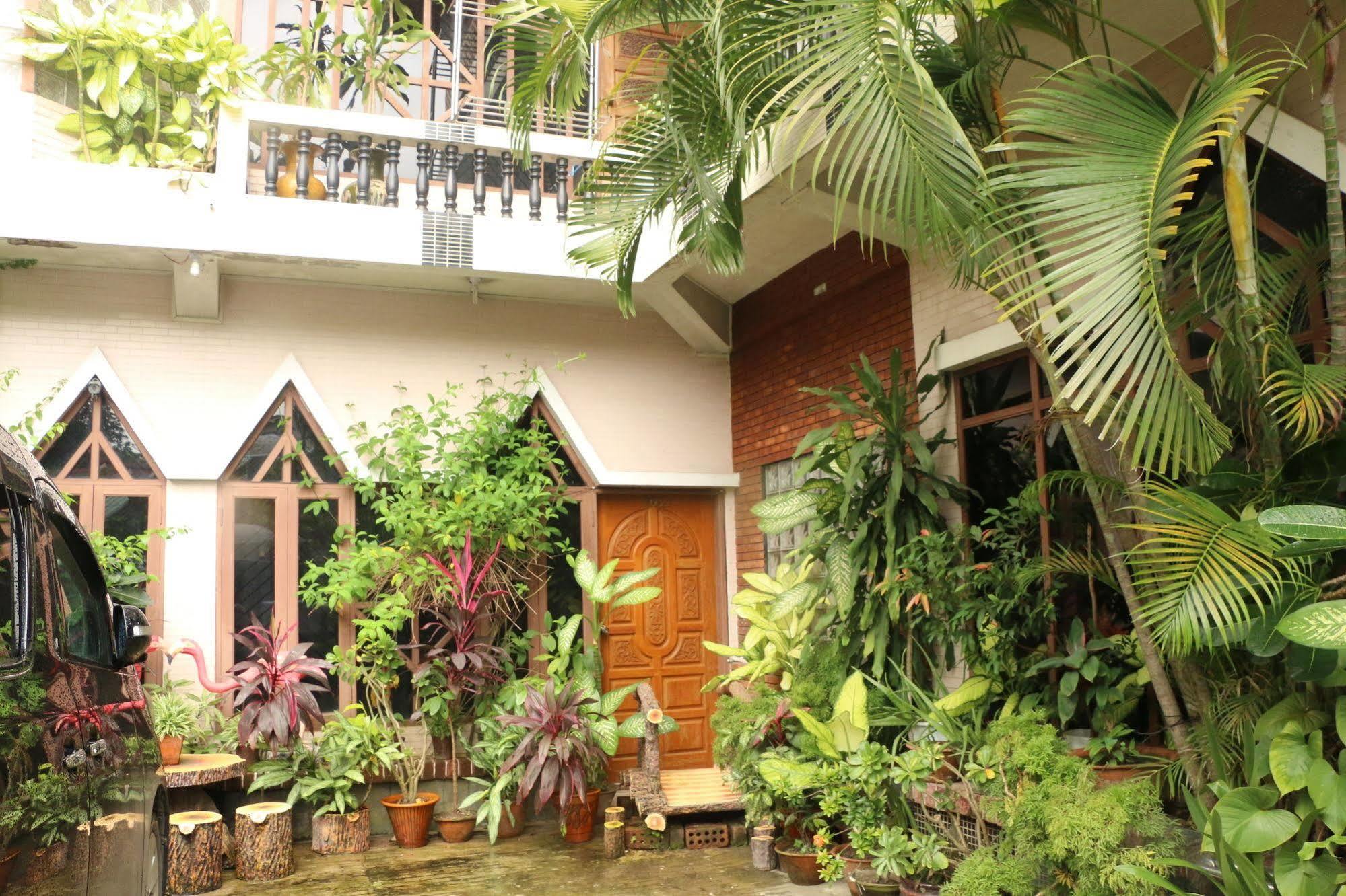 Kaung Lay Inn Rangoon Buitenkant foto